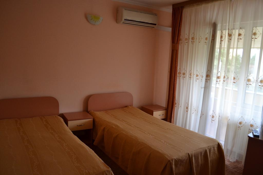 Pension Coral Baia Mare Cameră foto